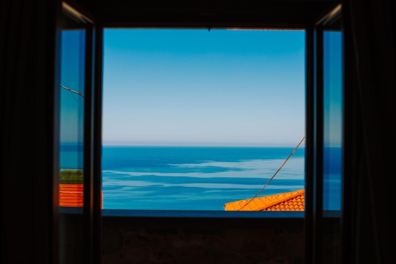 カプリオーリ Residenza Golfo Degli Uliviアパートホテル エクステリア 写真